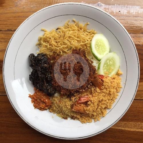 Nasi Campur Tanpa Paru menu Nasi Madura Bossq 57, Embong Malang