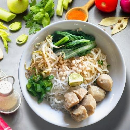 Wonton / Pangsit (Yamien/Kuah) menu MIE DONJUAN, (Bakmie, Mie Ayam, Mie Baso), RE Martadinata 192, CIPEDES