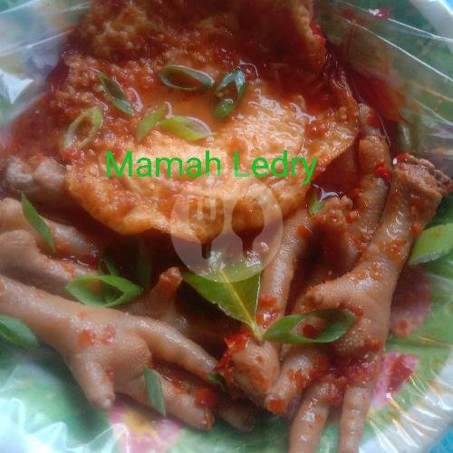 Review Seblak Mamah Ledry: Pengalaman Kuliner yang Bikin Nagih di Cirebon