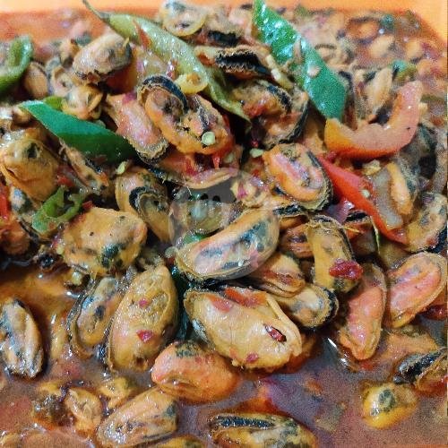Tumis usus Ayam menu Warteg Ibu Nasibah, Caringin