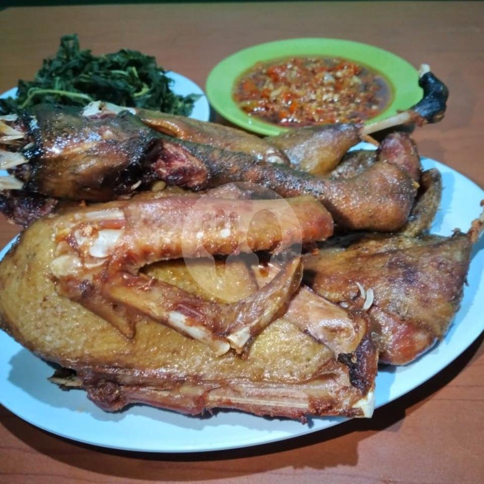 Bebek Special Paha menu Bebek Goreng H. Slamet, RA Kartini
