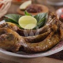 Wader Penyet menu Kedai Jujugan, Jemursari