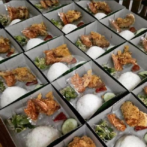 Nasi Cumi Hitam menu Ayam Lodho, Kaliurang