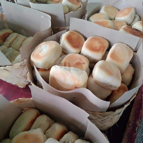 Latopia Kacang Hijau menu Kue Pia Keysha (Latopia Khas Tegal), Jl Semarang Debong Tengah