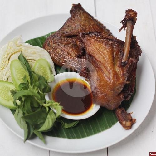 Ayam Goreng menu Nasi Goreng Yasmin, Ciputat