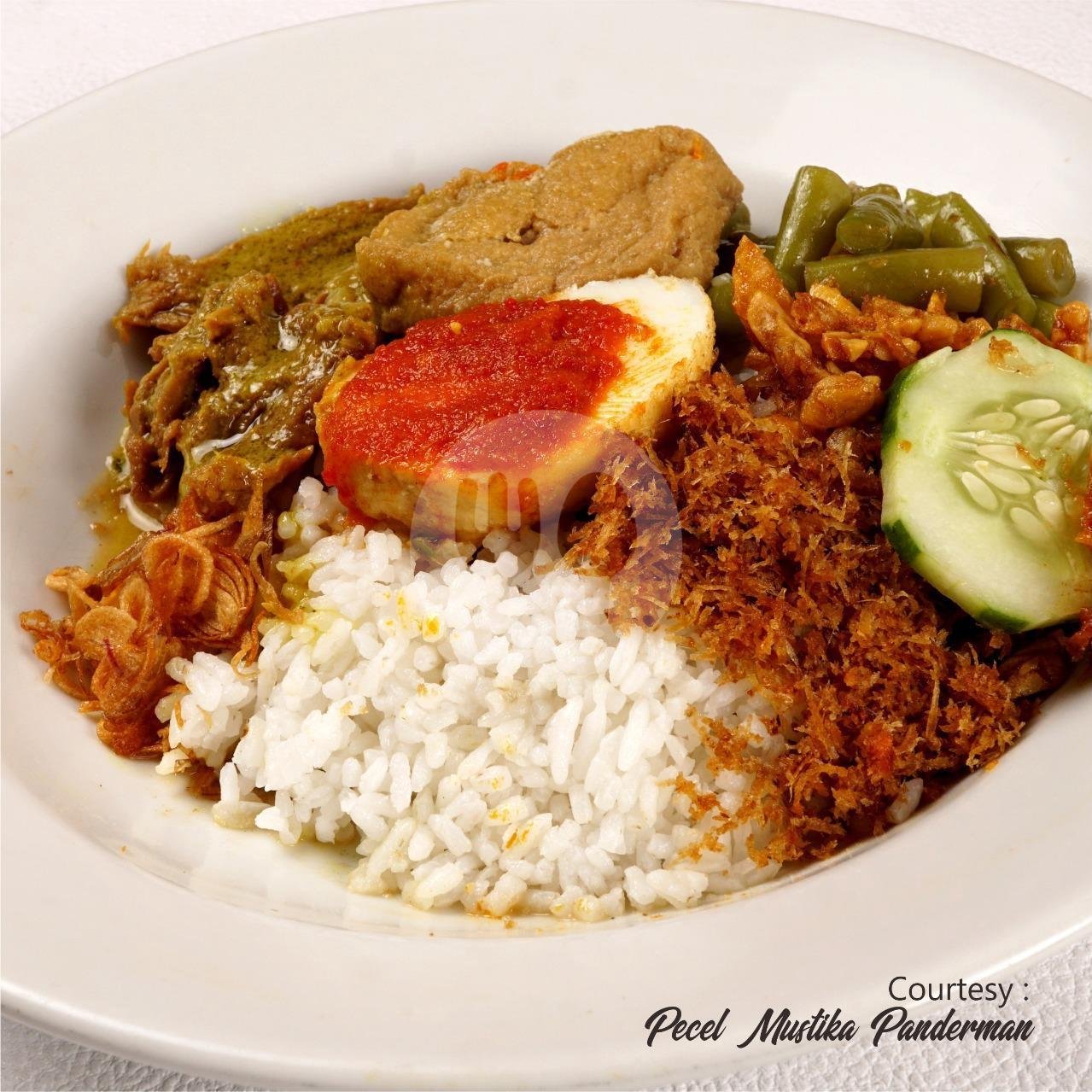 Nasi Rawon menu Nasi Pecel Mustika, Rajekwesi