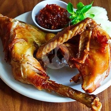 Ayam Goreng Kalasan menu Restoran Nglaras Rasa, MH Thamrin