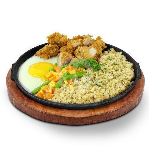 Kandang Ayam Karapitan: Tempat Makan Enak dan Cozy di Bandung