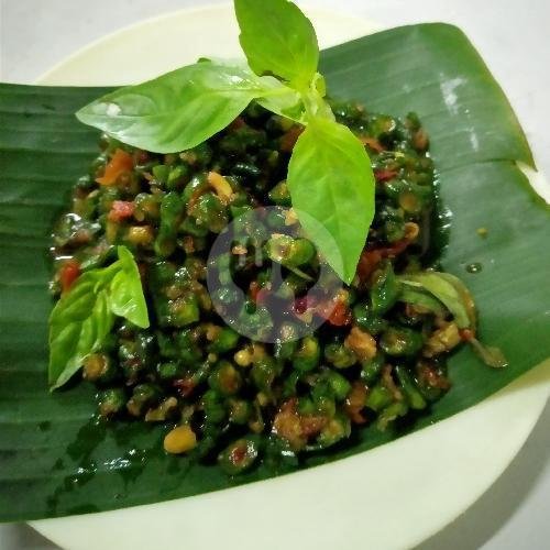 AYAM PEJANTAN PAHA menu Laksana Mekarwangi, Mekerharum