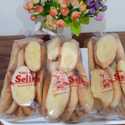 Sus Kering Asin menu Toko Roti Selina, Wahid Hasyim