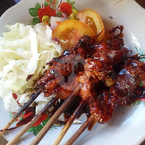 Sate Kambing Mbok Ni: Pengalaman Makan yang Bikin Nagih di Langenharjo
