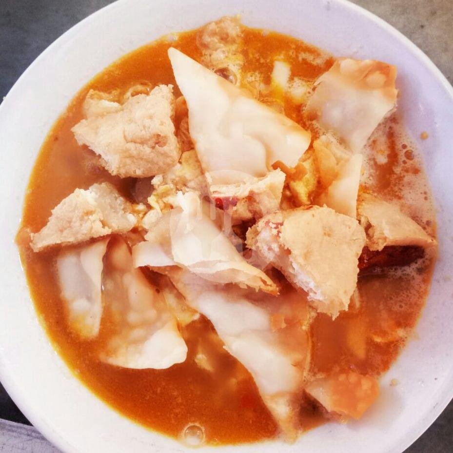 Seblak Sosis menu Seblak Baracuda, UNS
