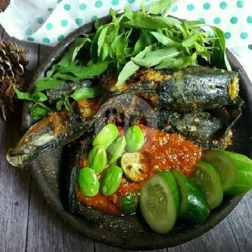 Mujair Goreng menu Lalapan Dan Seafood Festival, Wendit Timur