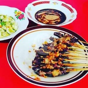 Sate DJ Jendral Sudirman: Surga Sate Kambing dan Sapi Asin di Bandung