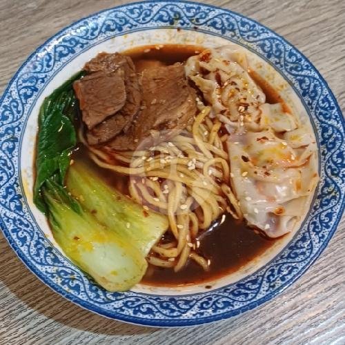 Review Yuza Beef Noodle: Surga Kuliner Daging Sapi di Bandung