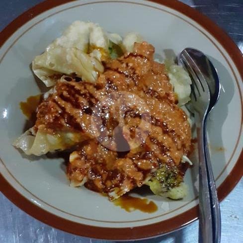 Lontong Kari Daging Sapi menu Lontong Kari Tambun, Tambun Slawi