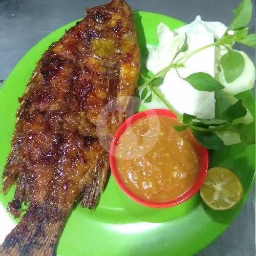 BEBEK BAKAR DADA menu Pecel Lele Nasi Uduk BMW, Rawalumbu