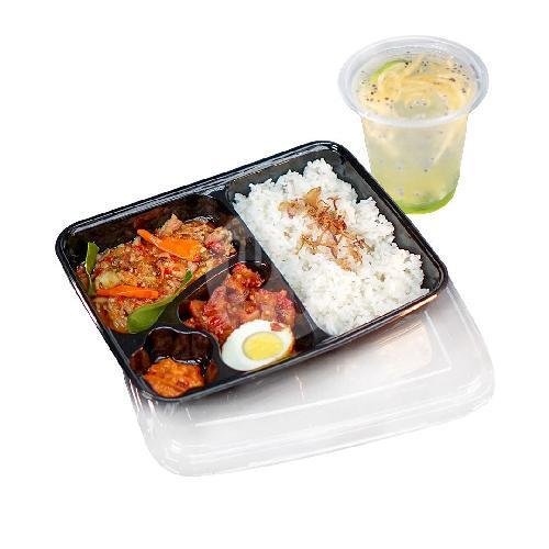Bento Chicken Opor FREE Es Kuwut Bali menu Nox Coffee Boutique, Kaliurang