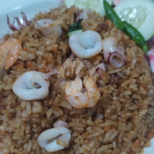 Review Warung Karyo: Kuliner Lezat dan Terjangkau di Surabaya