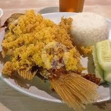 Pecel Lele Depan Showroom Toyota Cabang Seafood Cak Alimin: Kenangan Manis dan Rasa Autentik di Klender