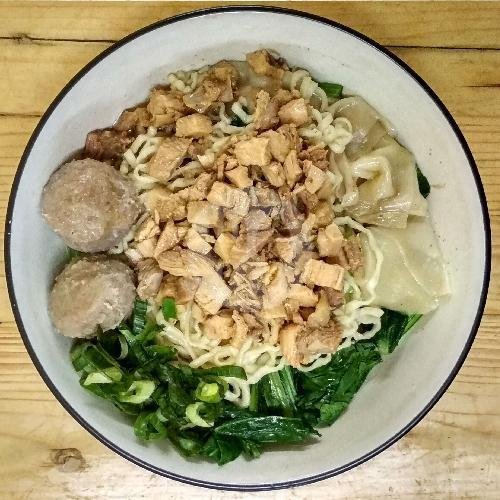 Mie Bakso Pangsit Yamin Manis menu Mie Keriting Benhil Mas Pujo, Bendungan Hilir