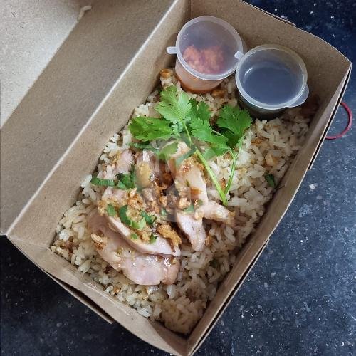 Mie Goreng menu Prung Kudap Eatery, Nasi Goreng, Bakmoy, Lengko, Jinggo
