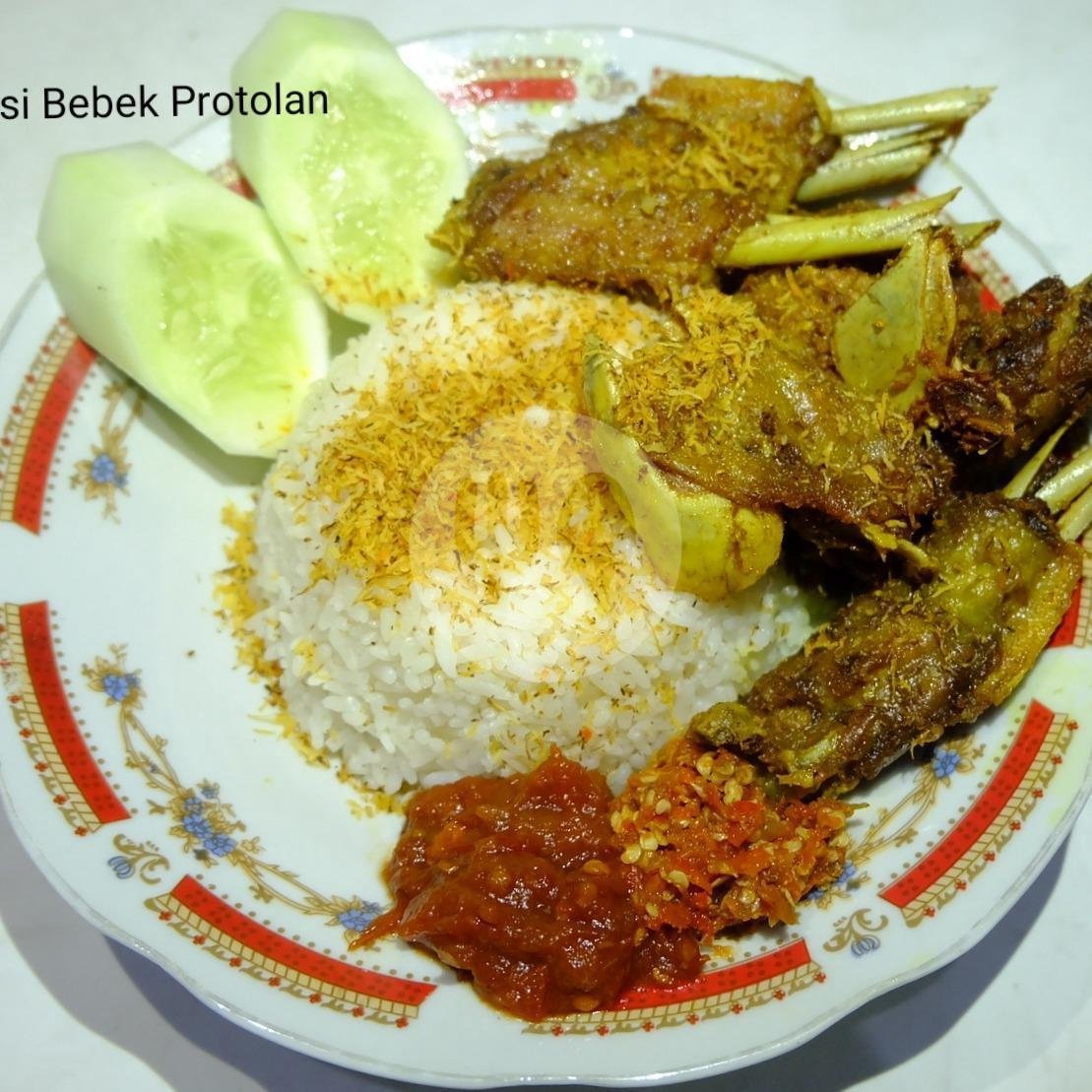 Nasi Jeroan menu Nasi Bebek Tugu Pahlawan, Bubutan