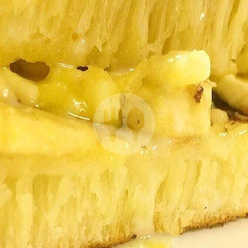 Pisang Susu menu Martabak Manis Rahayu, Cimahi
