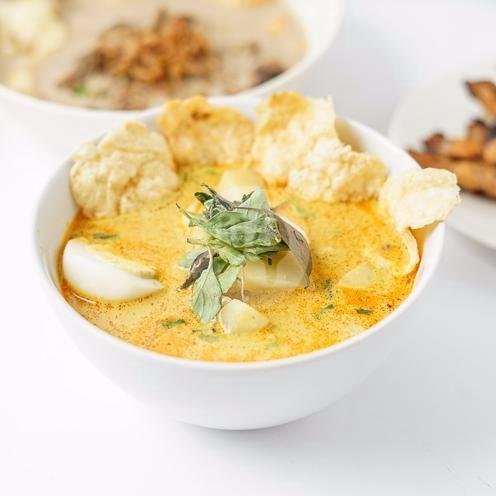 Perkedel menu Soto Betawi H Maruf, Cikini