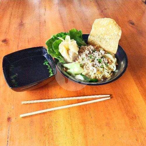 Mie Ampela Ati menu Pangsit Mie Pak To, Sawojajar