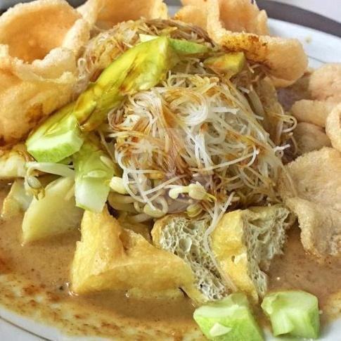 2 Ketoprak Telor Dadar menu Ketoprak Bang Rony, Jl Kp Keramat