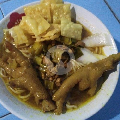 Mie Pangsit menu Pangsit & Mie Ayam Dan Bakso Cak Mol, Landungsari