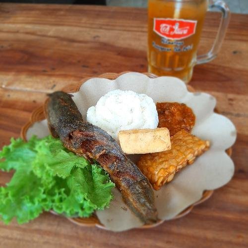 Paket Ayam Kampung menu Ayam Penyet Pio (APP), Blulukan