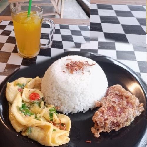 Kue Pancong Pandan menu Pancong Turbo, Jatinangor, Sumedang