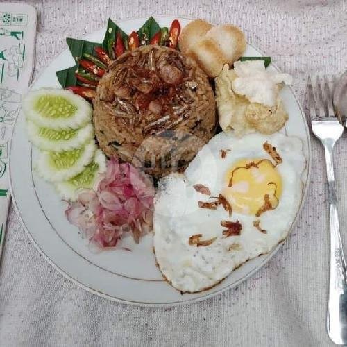 Nasi Goreng Kushari ( Telor, Mie, Daging, Ayam) menu Mie Aceh 769 Pijay, Pejaten Timur