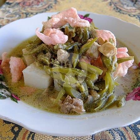Lontong Padang Gulai Touco+Rendang menu Waring Uni Nofi