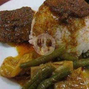 Review Warung Anda Masakan Padang: Tempat Cozy dan Menu Lezat di Dolopo Madiun