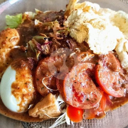 Ketoprak Biasa menu Gado Gado & Ketoprak Nyah Seger, Bumijo