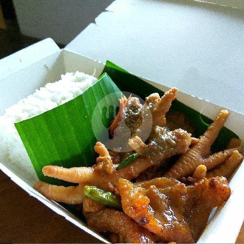 Nasi Gudeg Krecek Ati menu Gudeg Bu Sri Paten Gunung, Singosari