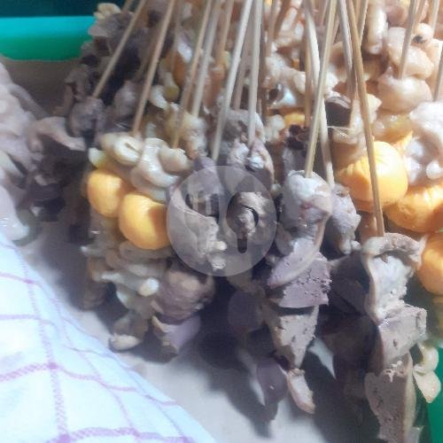 Lntong menu Sate Ayam Yakaya, Rungkut