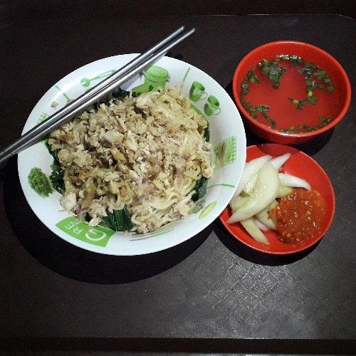 Review Warung 10: Nostalgia Rasa Autentik di Ketampon, Surabaya Review Warung 10: Nostalgia Rasa Autentik di Ketampon, Surabaya