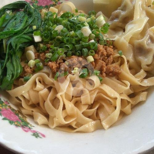 Bakmi Lebar Komplit menu Bakmi Babi Ci Aling, Tebet