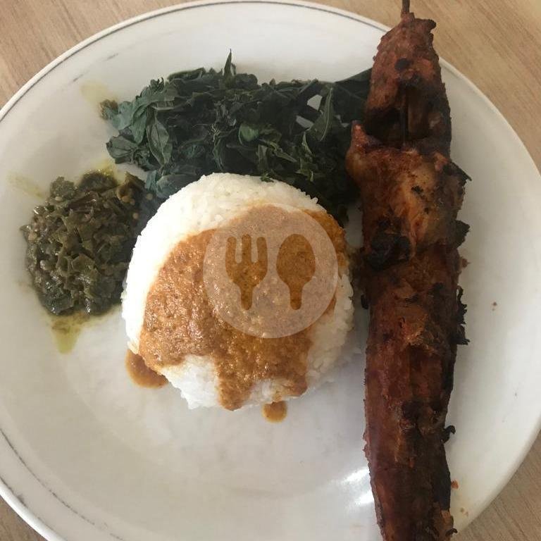 Gembung Goreng Bungkus menu Rumah Makan Murah Meriah Masakan Padang, Nusa Indah