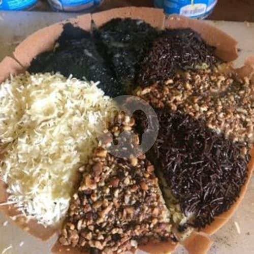 Pizza Keju (Oreo-Coklat) menu Martabak Enak, Bekasi Timur
