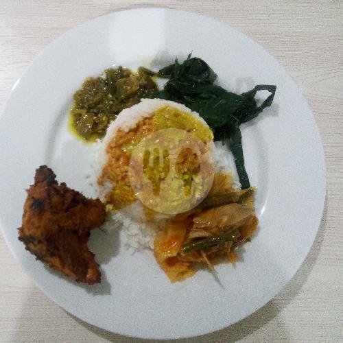 Nasi + Ayam Bakar menu Nasi Padang Wa Uda, Surya Sumantri