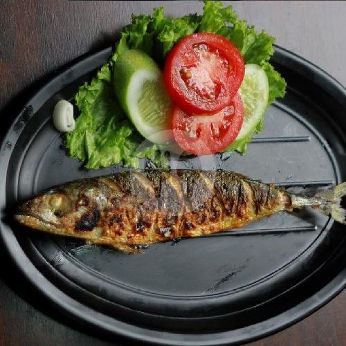 Ikan Kembung Selar (M) menu Ikan Bakar Laut Sambal Pesisir 2009 Simpang Dago