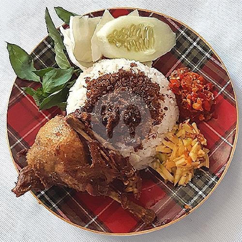 Nasi Bebek Goreng Koya menu Bebek Hayu, Jambangan