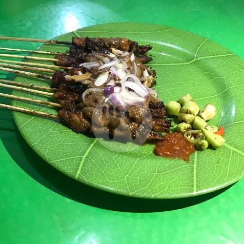 Sate Ayam 10 Tusuk menu Sate Ayam Sate Kambing Madura Pak H. Umar, Jln Musi