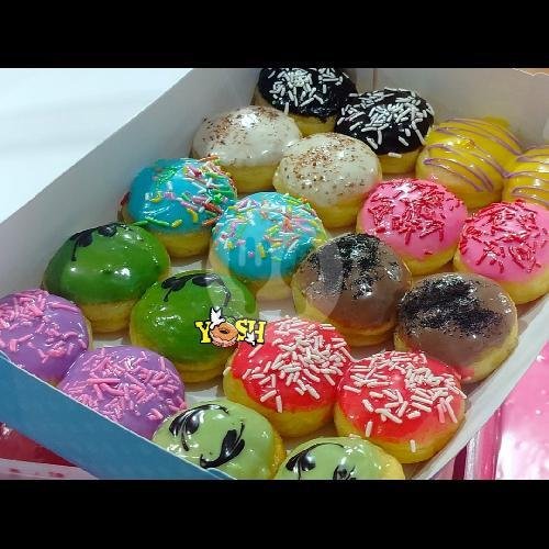lilin Ulir Kecil menu Yosh Donat kentang Probolinggo