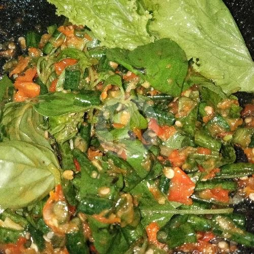 Karedok Kacang Panjang menu Ayam Goreng M. Andri, Babakan Jeruk
